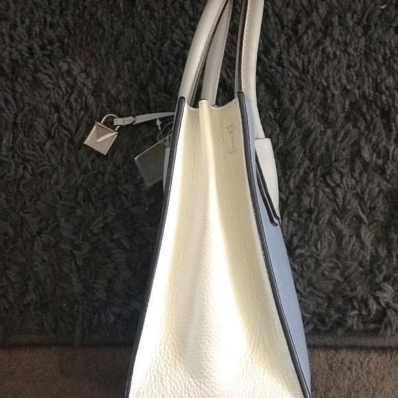 Michael Kors Mercer - Picture 2 of 5